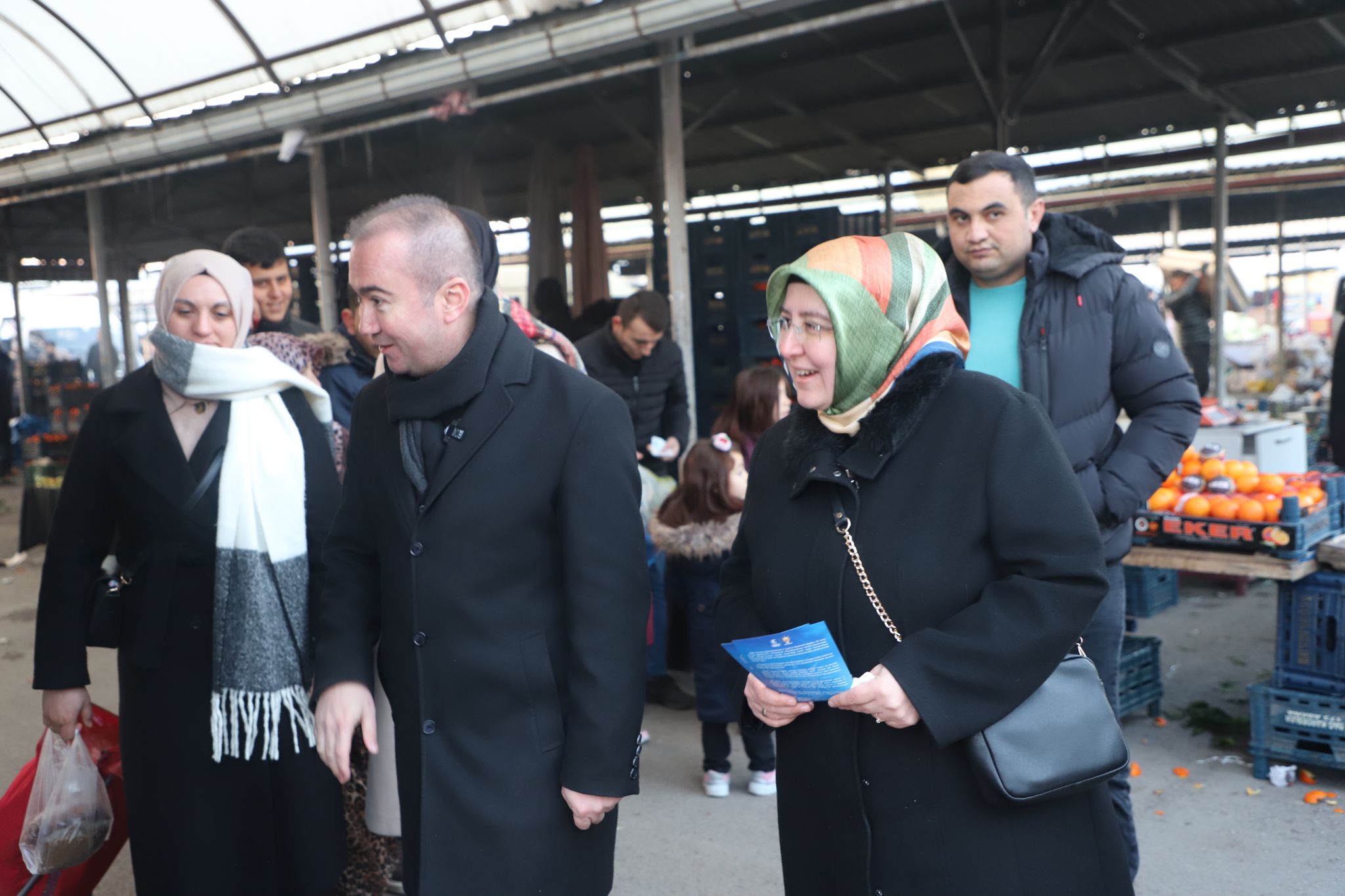 AK Kadınlar Kararlı Başkan Ertürk Sahada