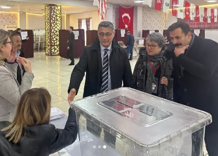 CHP PARTİ MECLİSİ ÜYESİ YALÇIN GÖRGÖZ ESKİŞEHİR İL ÖRGÜTÜNÜN ÖN SEÇİMLERİNE KATILDI
