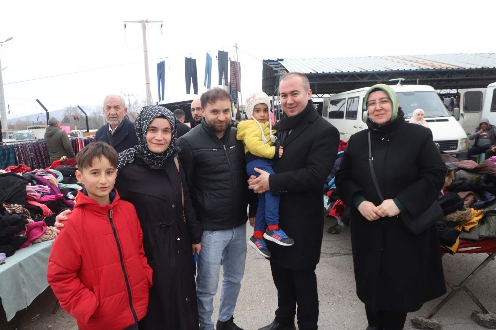 ULUÇAY PAZAR ESNAFINI ZİYARET ETTİ