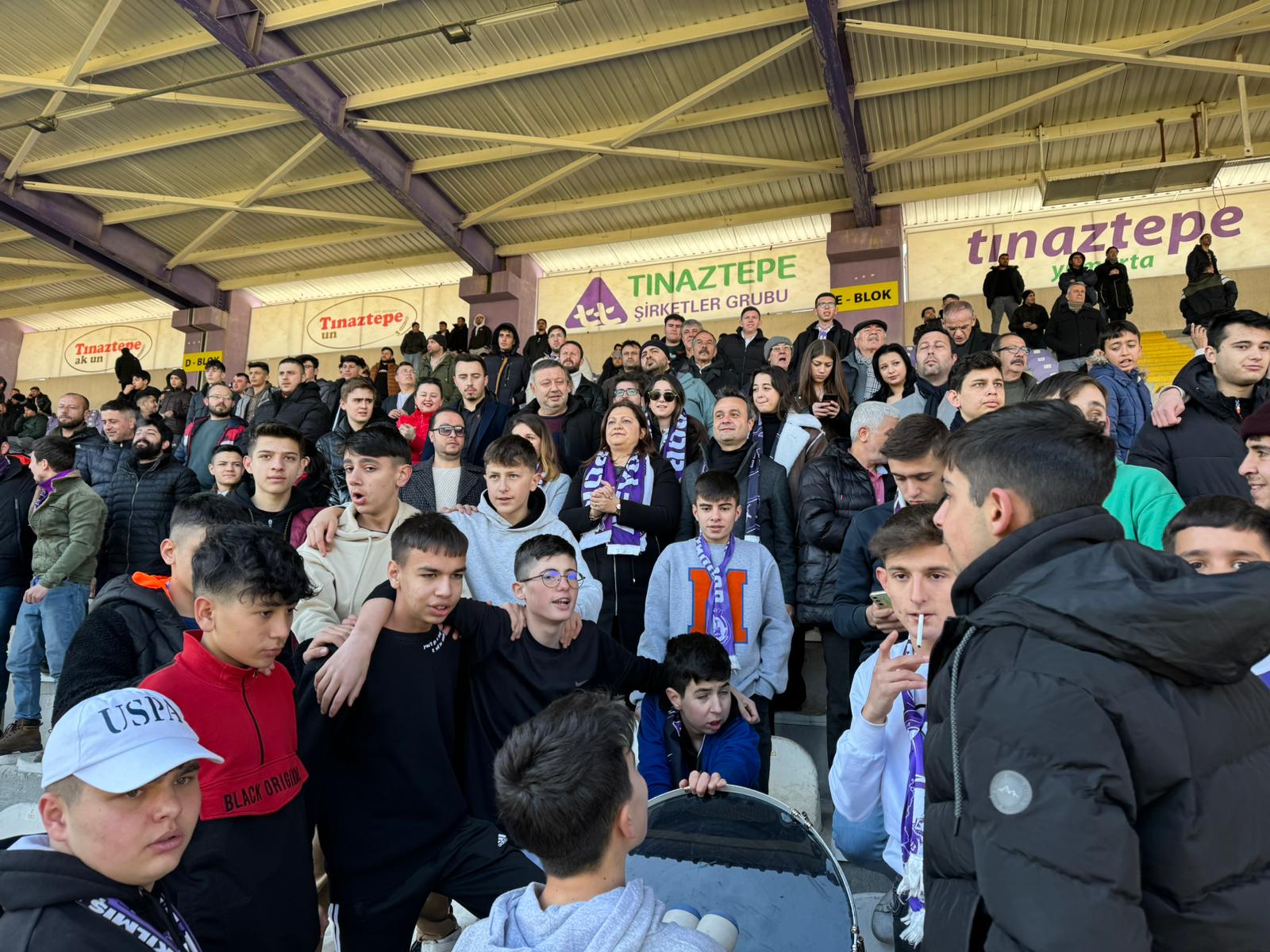 CHP'li Köksal Memleketi Afyonspor'a Tribünden Destek Verdi
