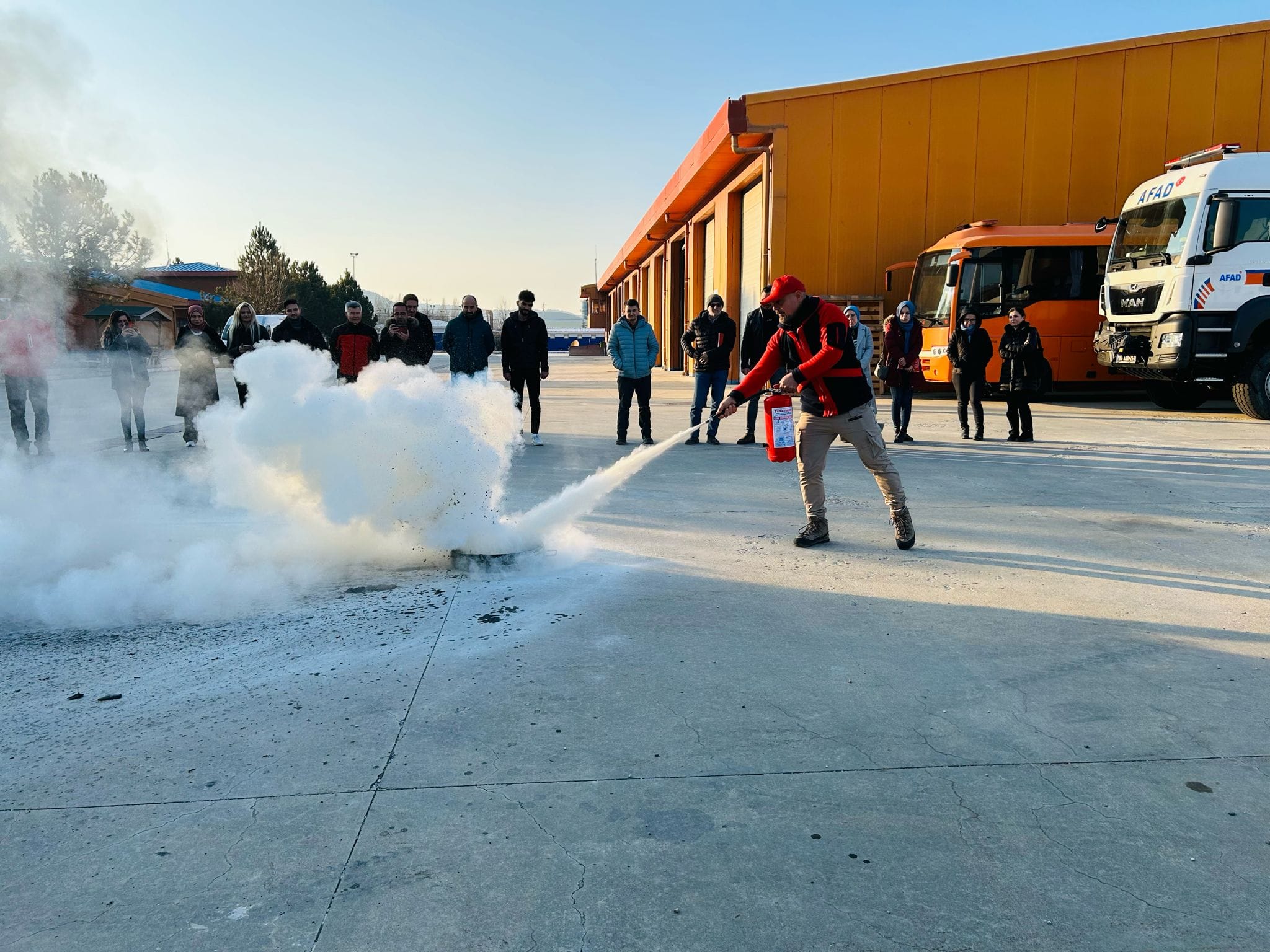 BOLVADİN DAĞCILIK KULÜBÜ, YANGIN FARKINDALIK EĞİTİMİNİ BAŞARIYLA TAMAMLADI