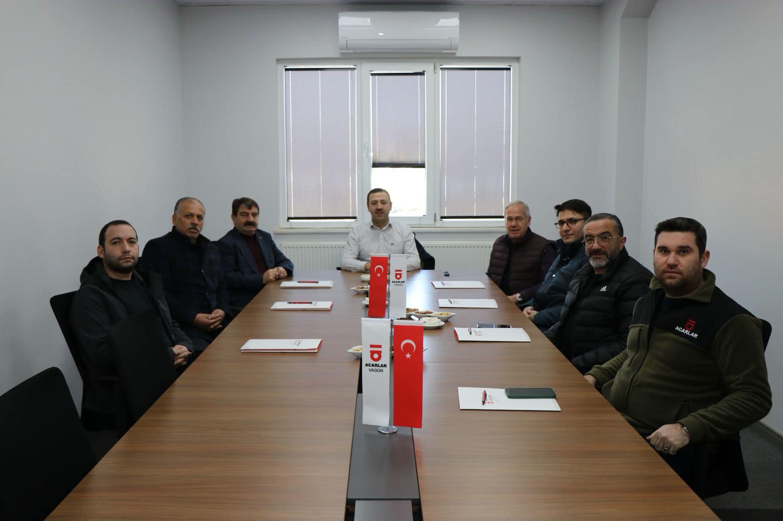 Dinar Belediye Başkanı Nihat Sarı, Önceki Dönem Belediye Başkanı Saffet Acar’ı Ziyaret Etti