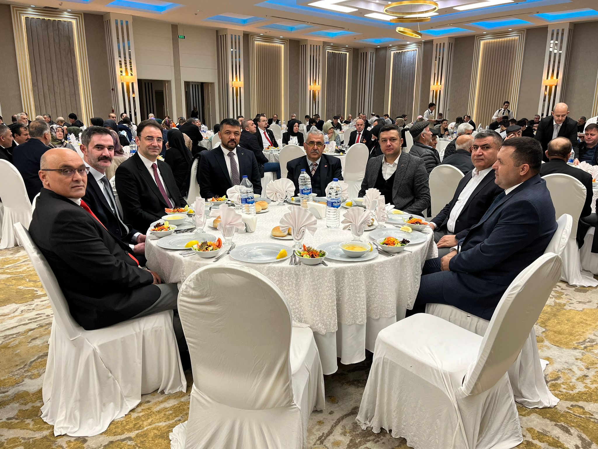 MHP'li Küçükkurt Şehit Aileleri ve Gazilerle Bir Araya Geldi