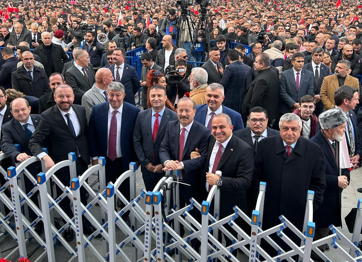 MHP'li Taytak ve Beraberindeki Heyet Manisa'da