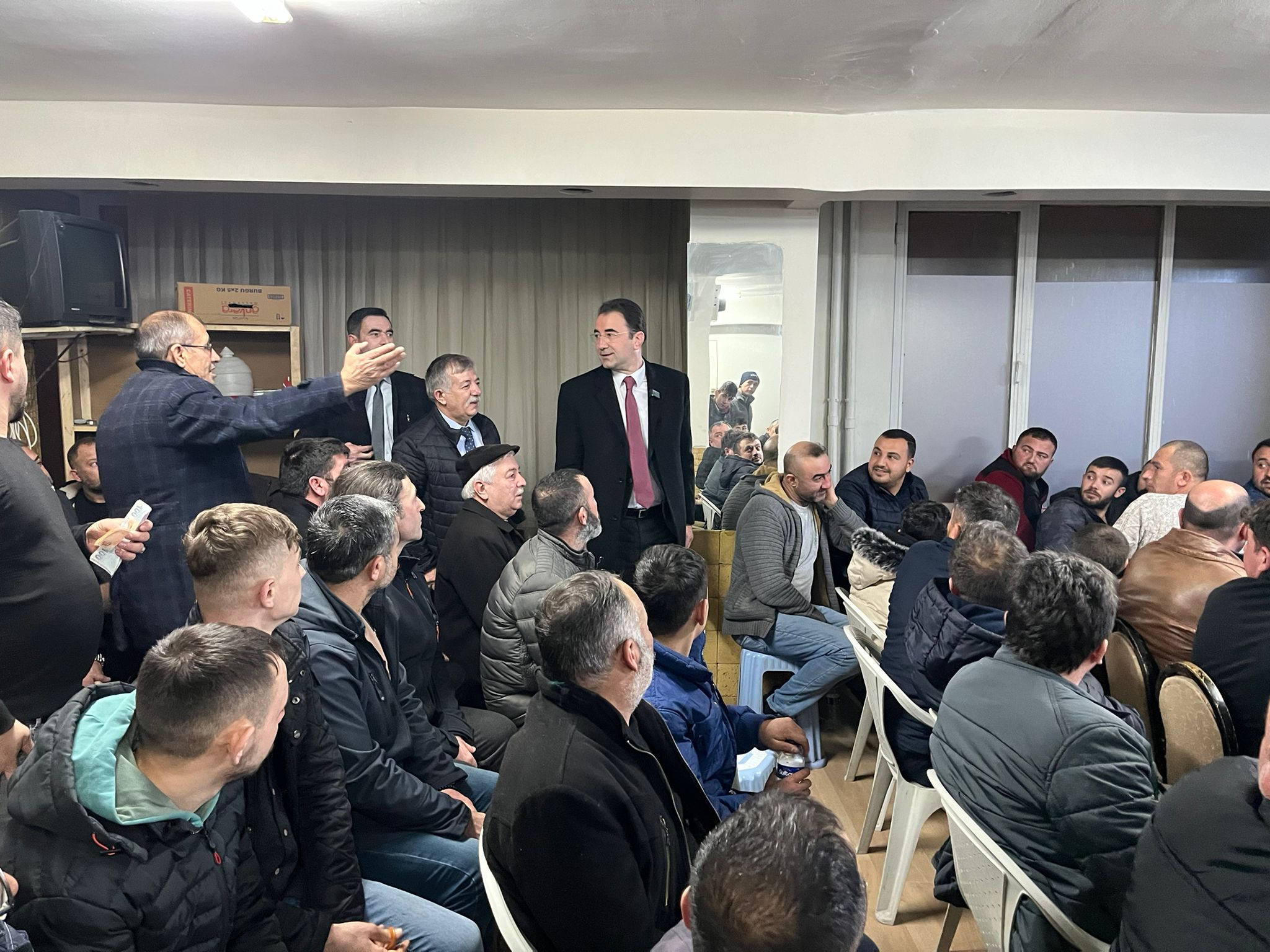 MHP'li Küçükkurt Ziyaretlerini Sürdürüyor