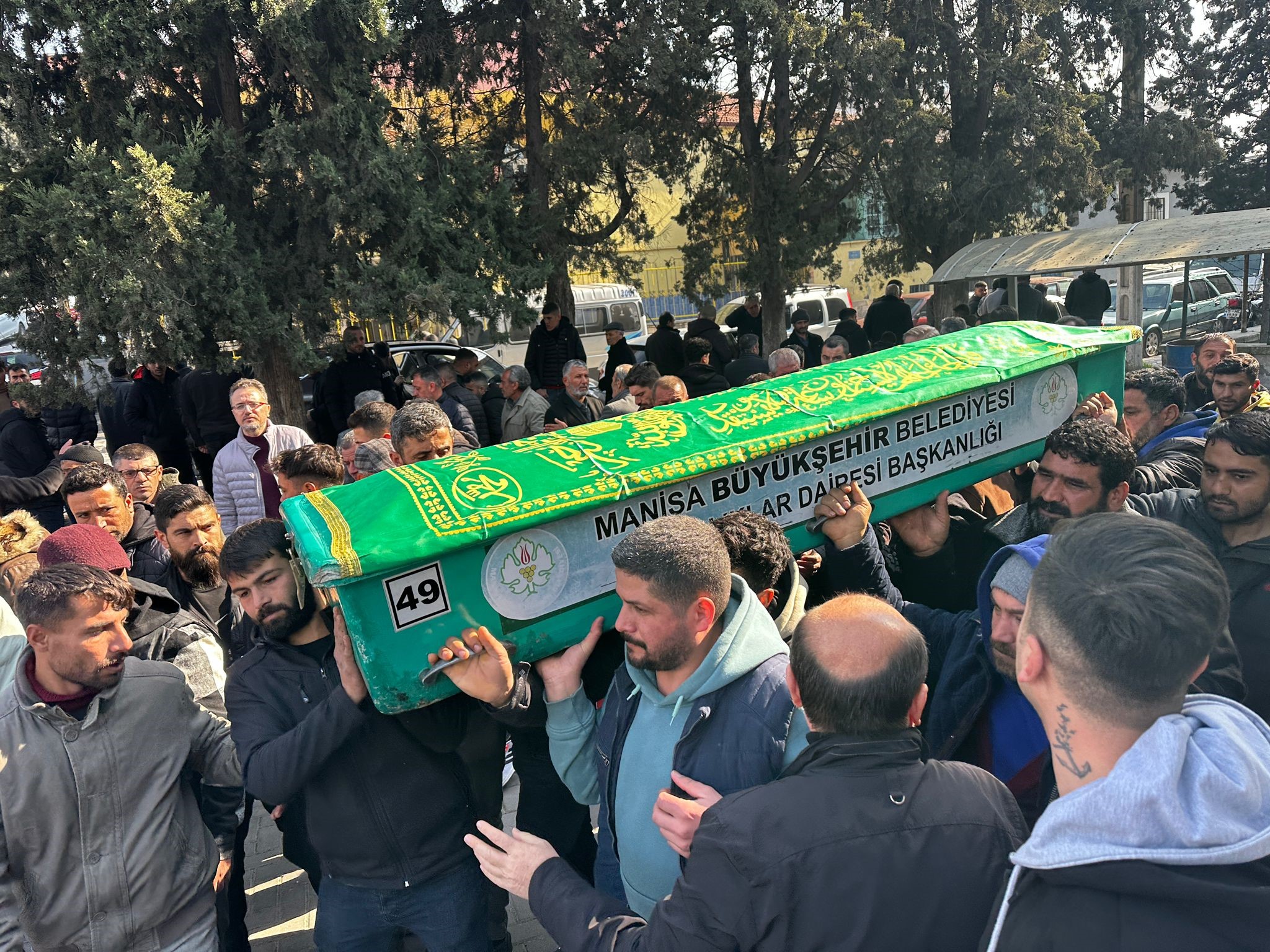 AİLE İÇİNDE SİLAHLI KAVGA ÇIKTI