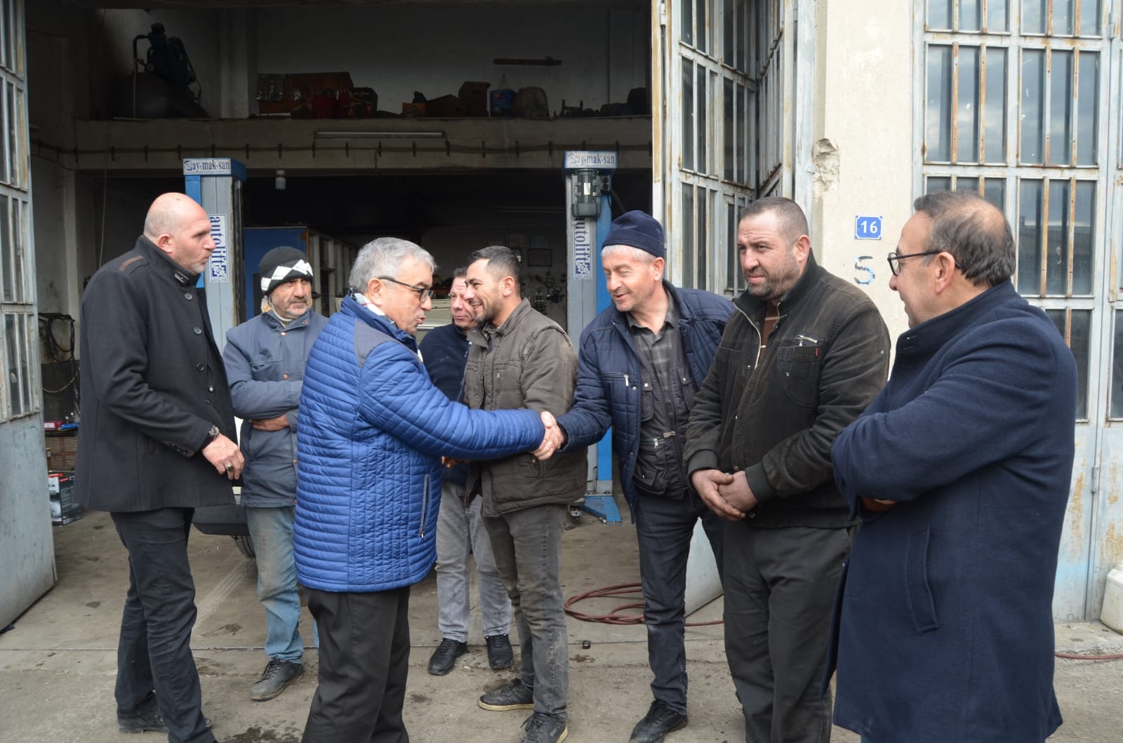 MHP'li Özaşkın Şuhut Esnafının Yanında