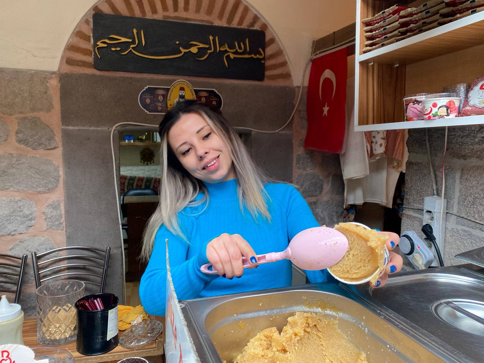 TÜRKELİ GAZETESİ  YÖRESEL LEZETLERİN PEŞİNDE SULTANLARIN TATLISI  AFYONKARAHİSAR'DA