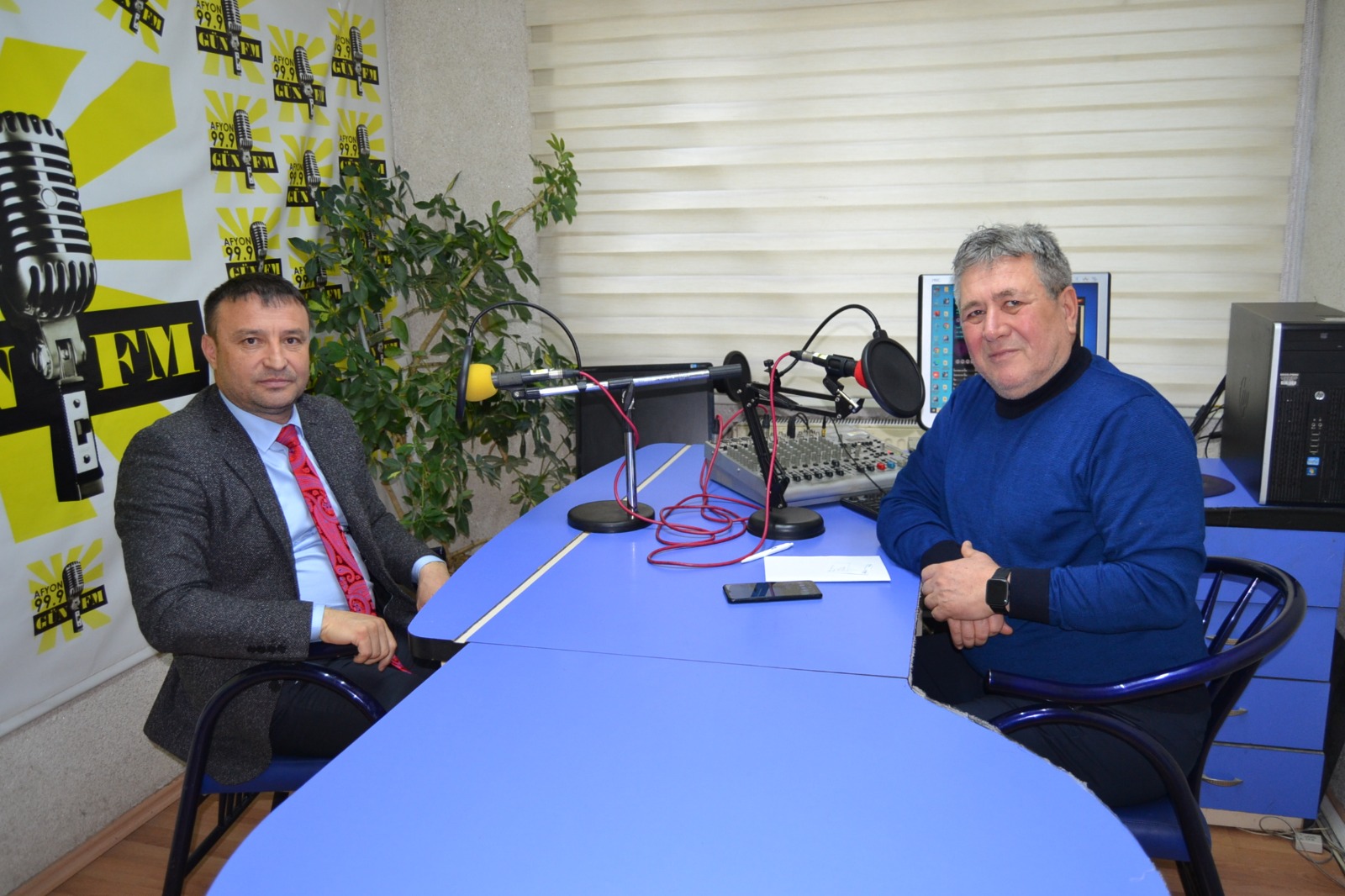MHP'li Kahveci  "Seçime 55 gün kala 55 projemizle yönetmeye geliyoruz"