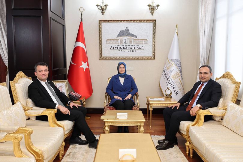 İdare Mahkemesi  Başkanı Ayna Vali Yiğitbaşı'yı Ziyaret Etti