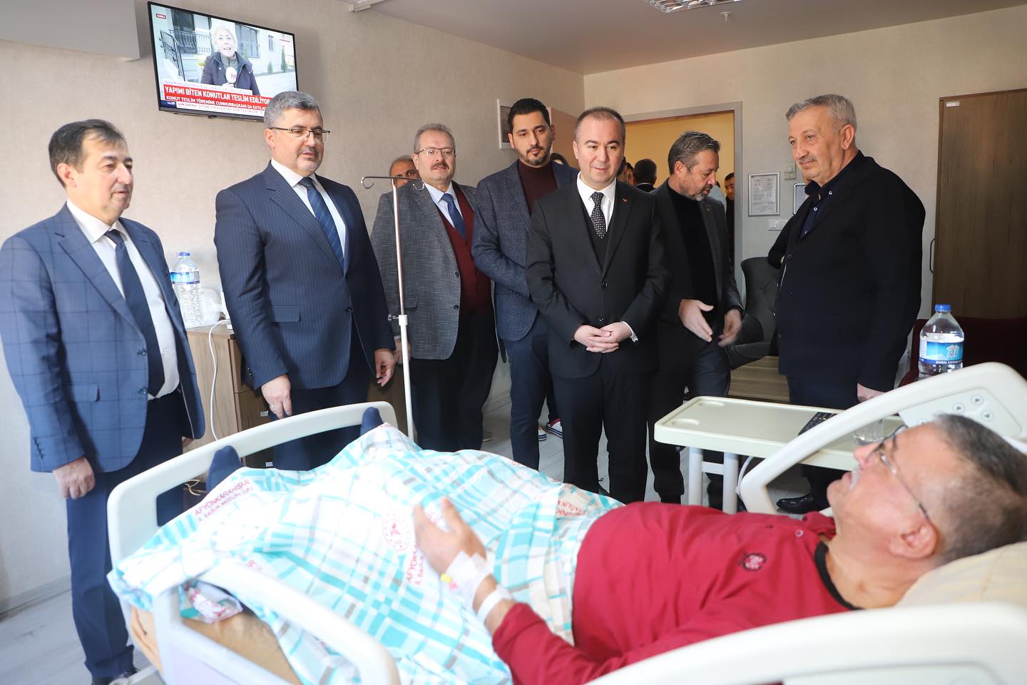AK Partili Uluçay'dan Ahde Vefa Ziyareti