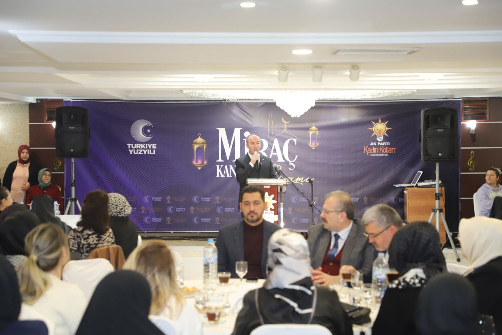 ULUÇAY, “KADINLARIMIZIN DESTEĞİYLE BİR KEZ DAHA DESTAN YAZMAYA HAZIRIZ, KARARLIYIZ”