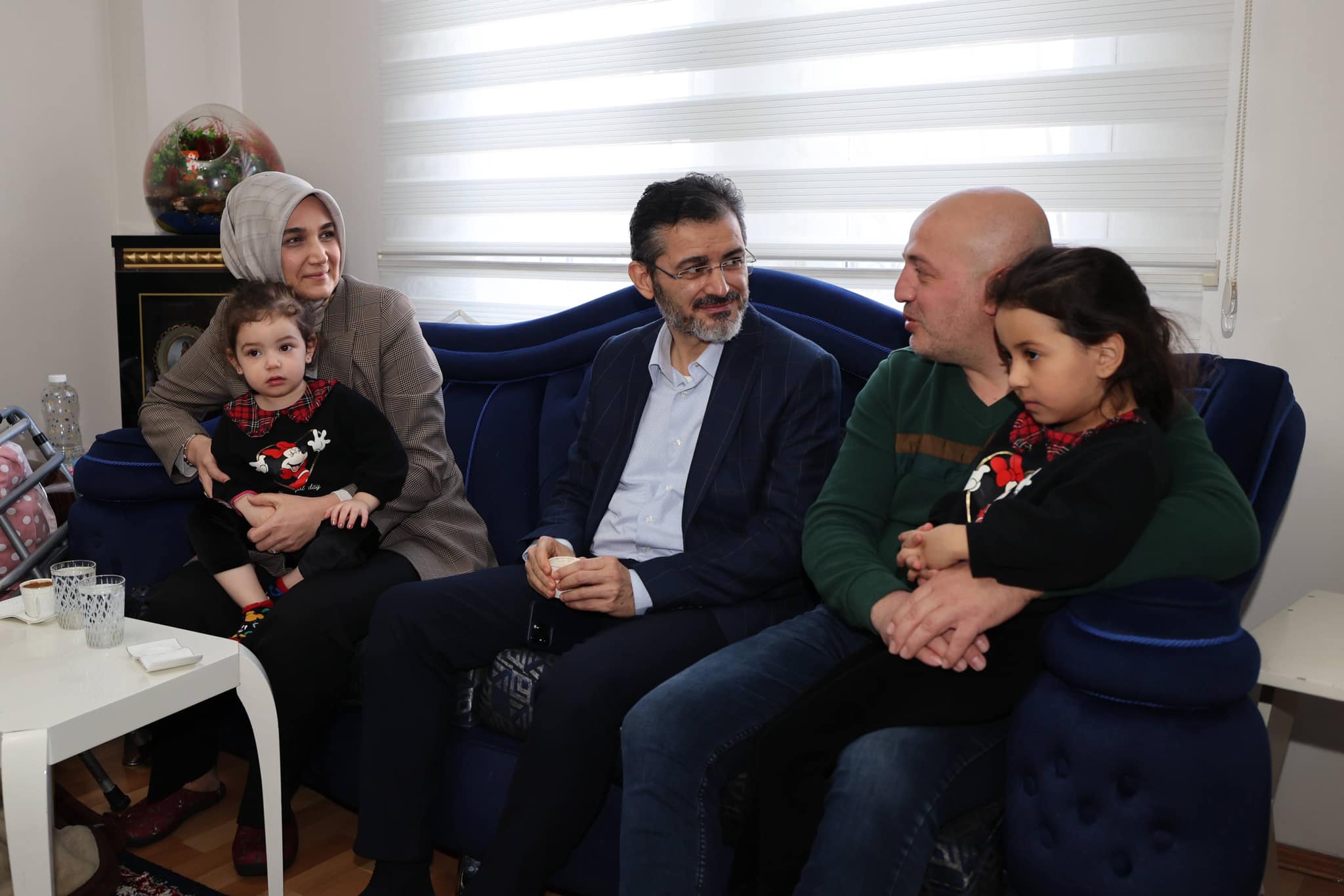 VALİ YİĞİTBAŞINDAN DEPREMZEDE AİLEYE ZİYARET