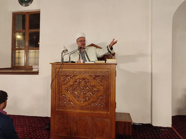 ŞUHUT ULU CAMİİ'NDE COŞKULU MİRAÇ KANDİLİ PROGRAMI