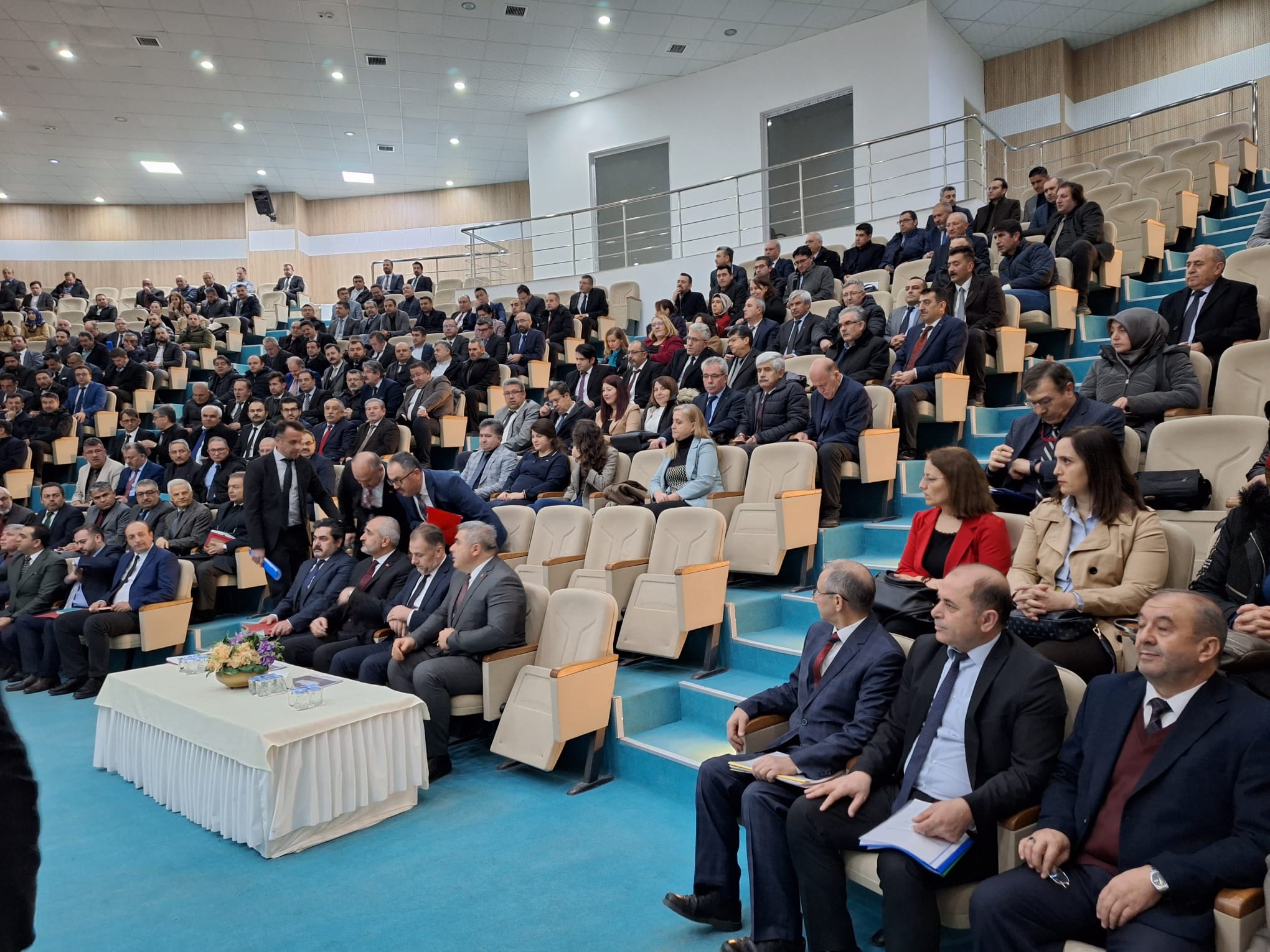 Şamlıoğlu'nu Müdür Sünnetçi Karşıladı