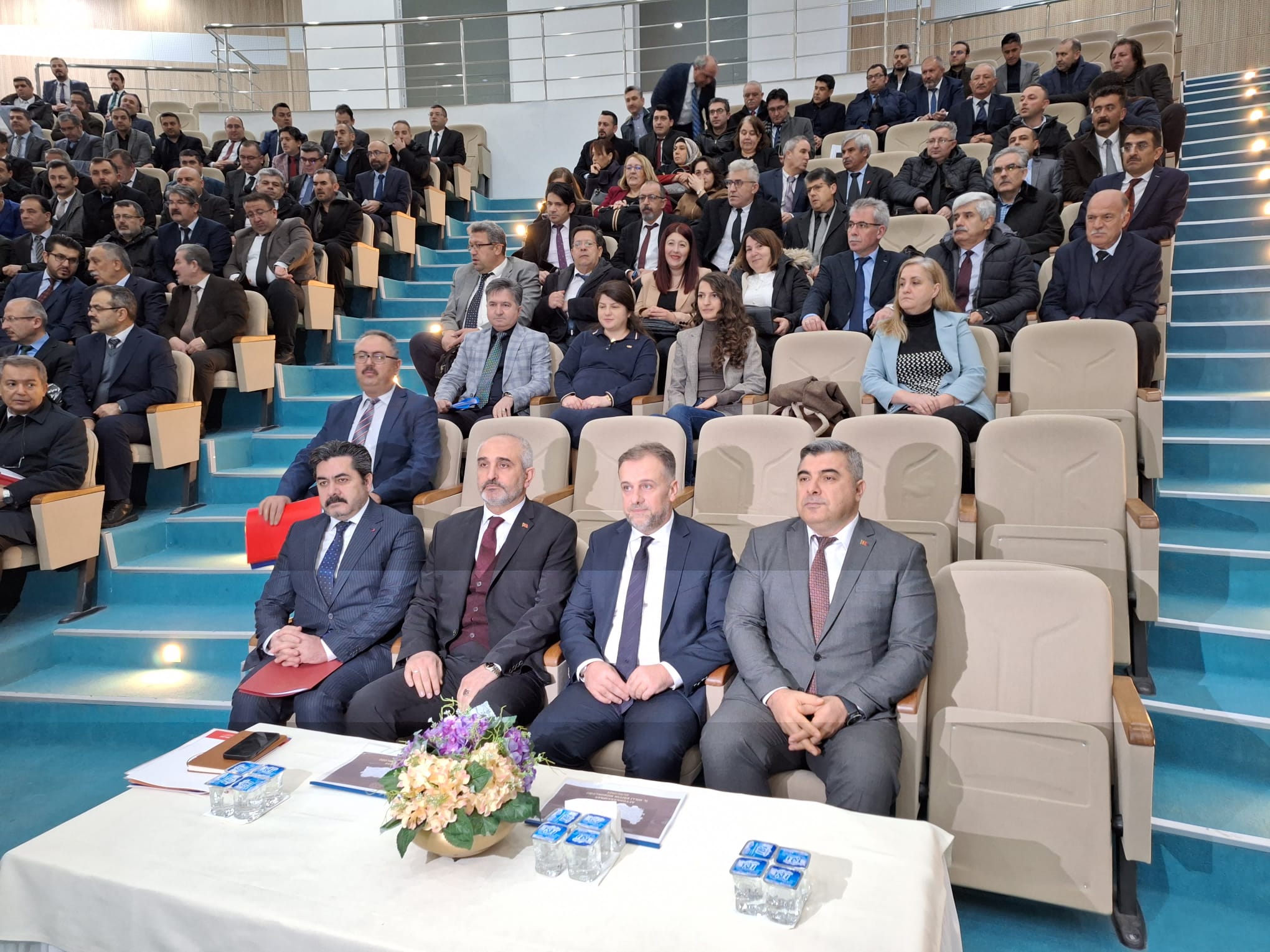 AFYON MESLEKİ EĞİTİM'DE PİLOT BÖLGE Mİ  OLACAK ?
