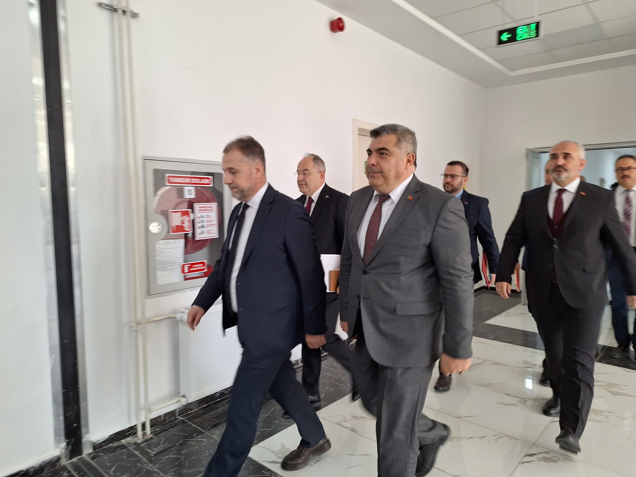 Şamlıoğlu'nu Müdür Sünnetçi Karşıladı