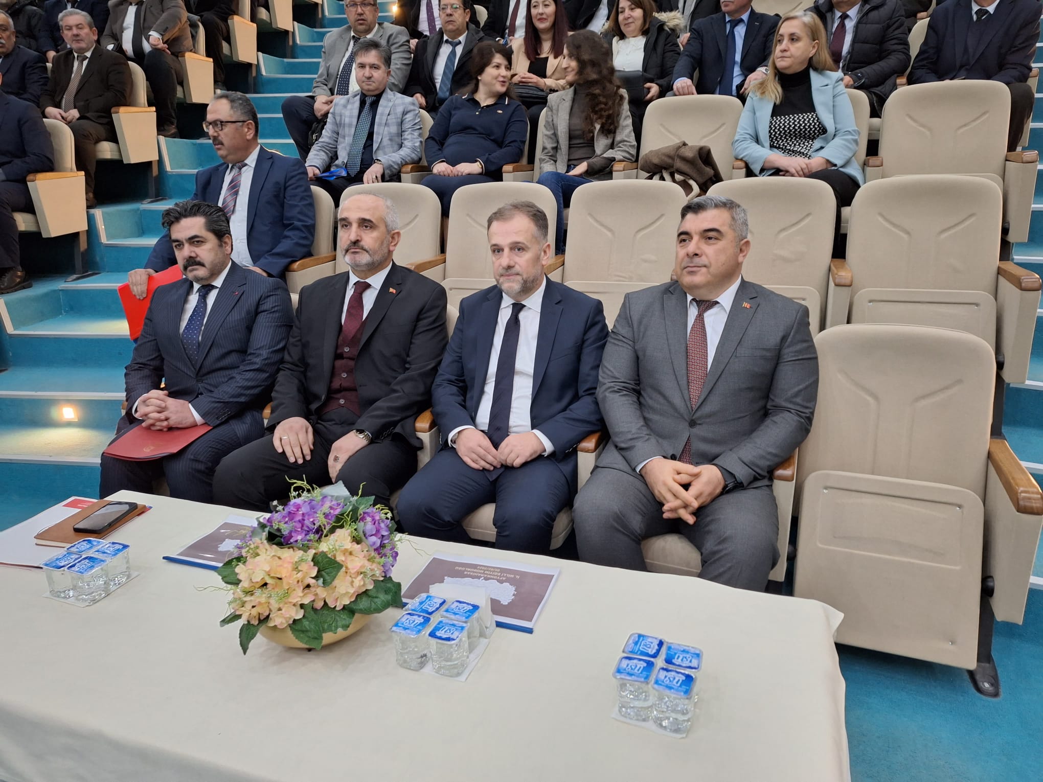 Şamlıoğlu'nu Müdür Sünnetçi Karşıladı
