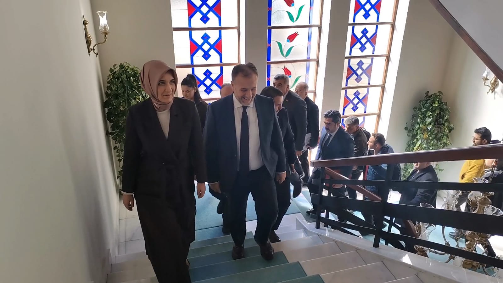 BAKAN YARDIMCISI ŞAMLIOĞLU