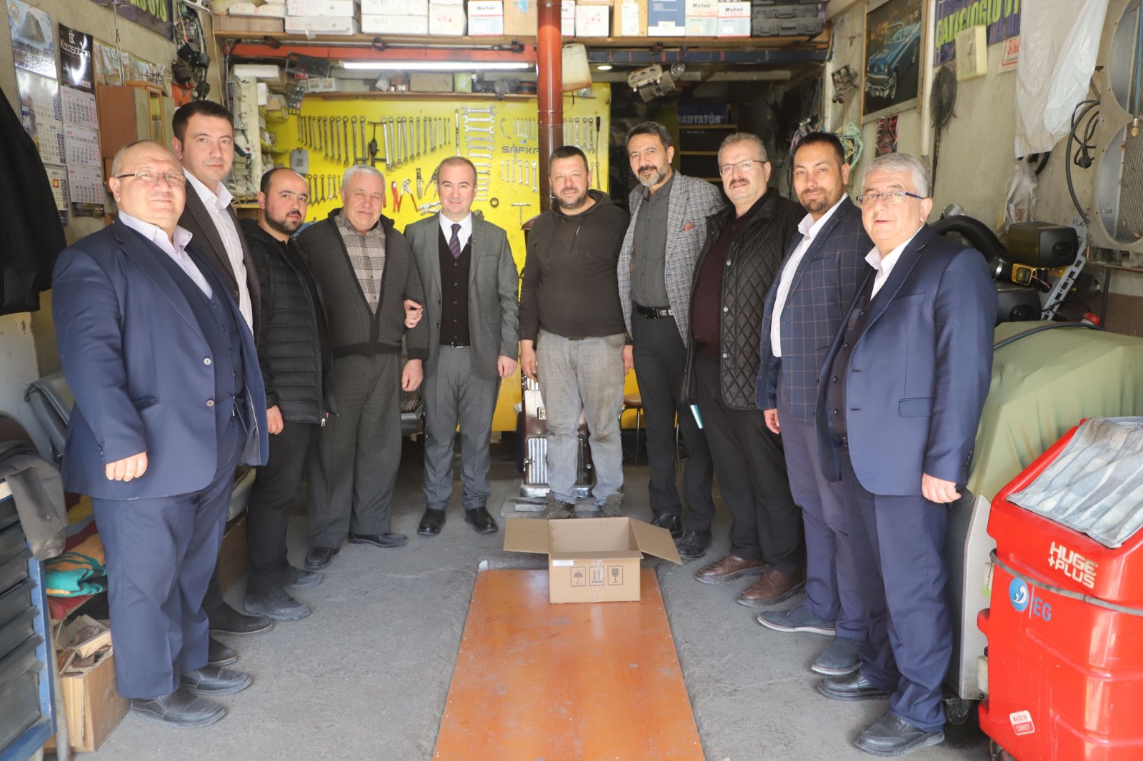 SANAYİ'DE GÖVDE GÖSTERİSİ