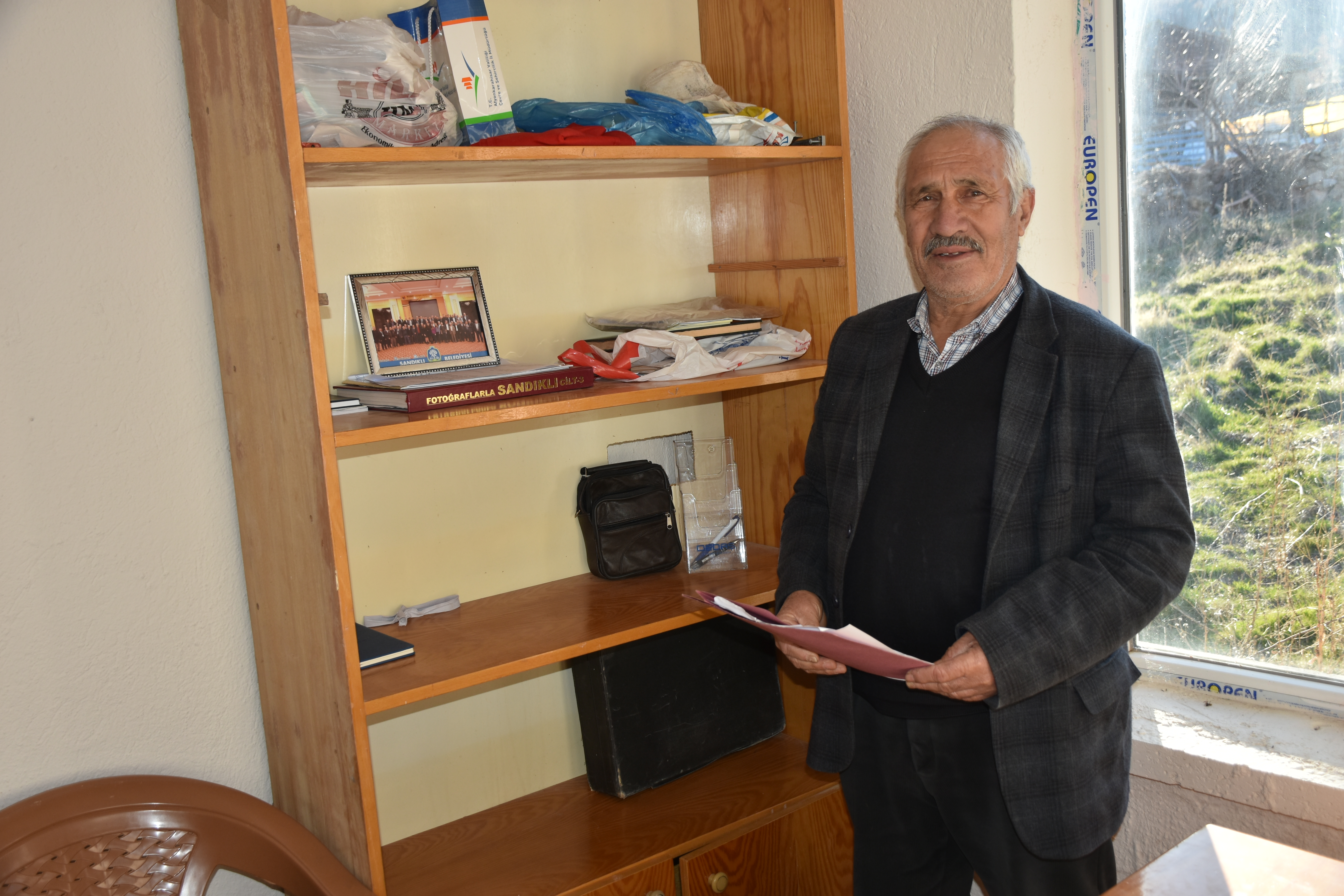 Afyon'da 15 Seçmenli Köyün Muhtarı Yedinci Dönem İçin Aday Oldu
