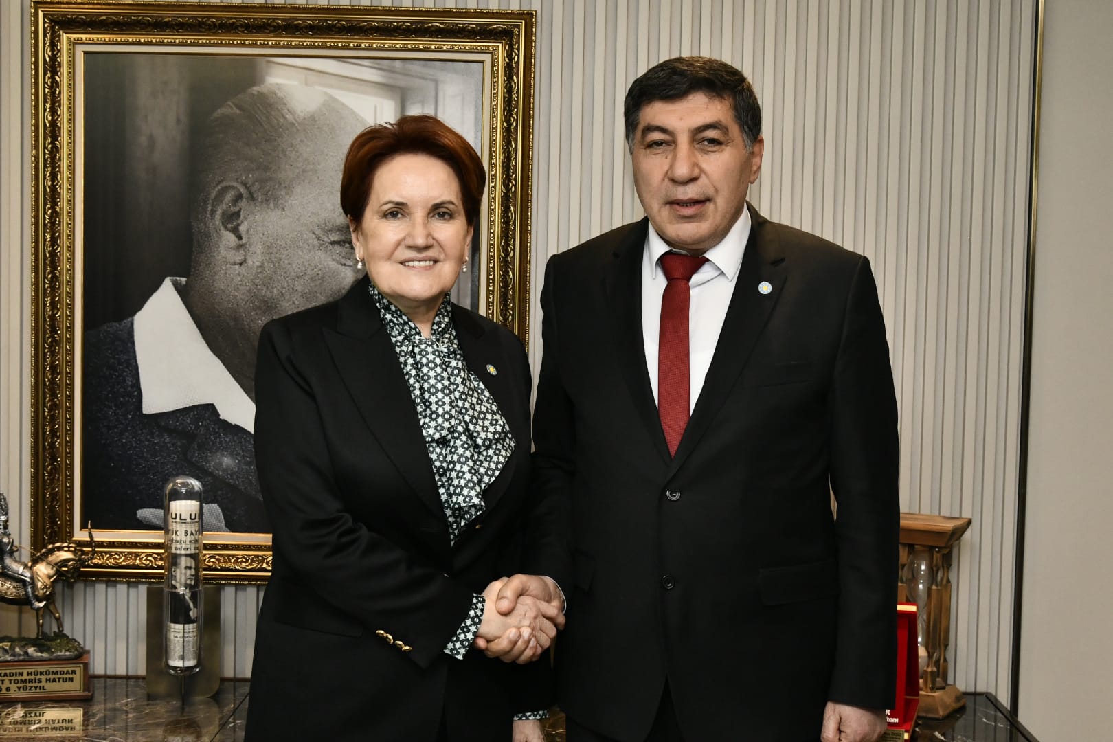 MERAL AKŞENER AFYON’UN 3 BELEDİYE BAŞKAN ADAYINI AÇIKLADI
