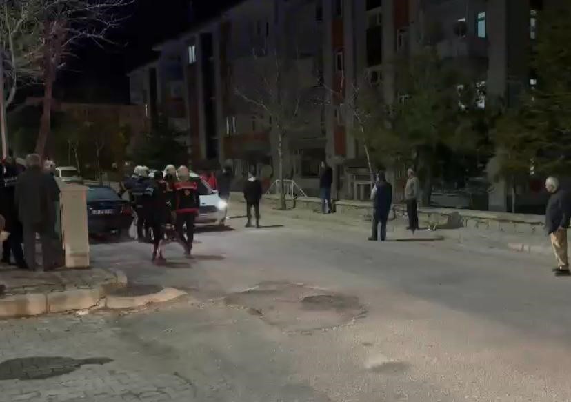 22 Yaşındaki Genç Sinir Krizi Geçirdi!