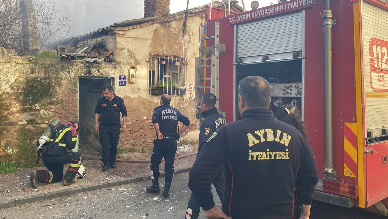 Metruk Binada Yangın Çıktı