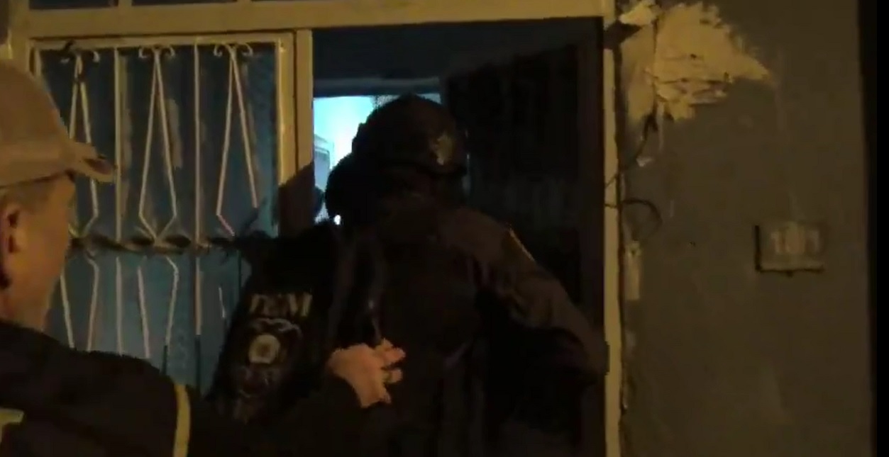 Afyon Polisinden Şafak Operasyonu Teröre Ağır Darbe Vuruldu