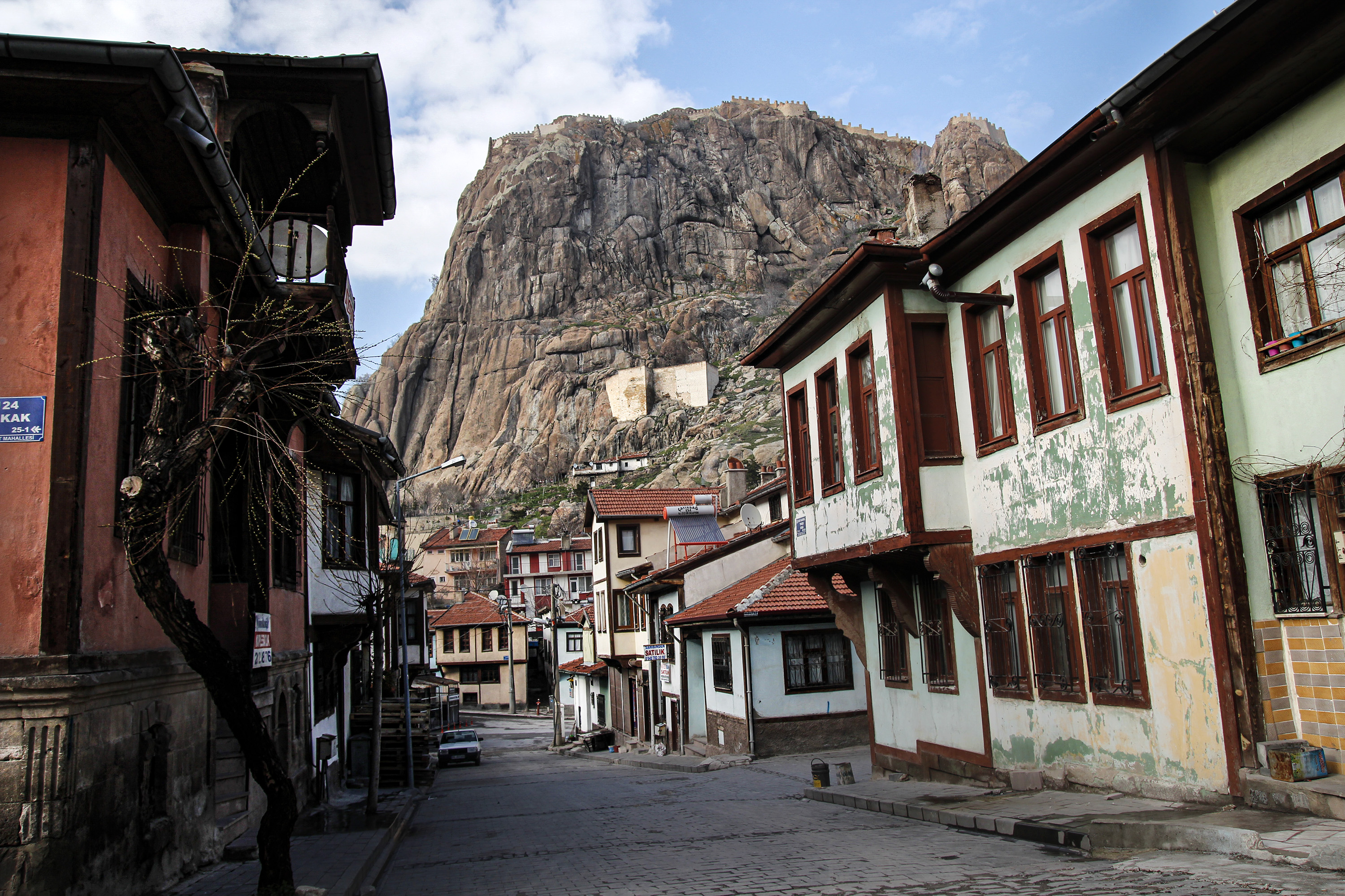 Afyon'un Nüfusu İki Büyükşehri Geride Bıraktı