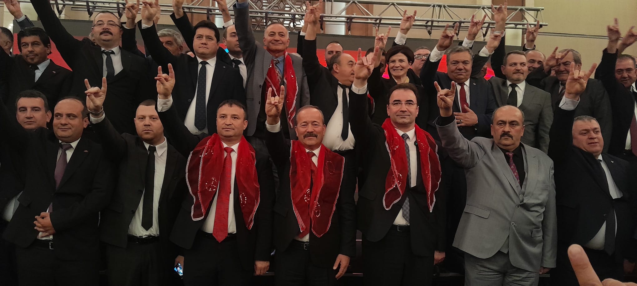 MHP ŞUHUT ADAYI TÜRKELİ'NE KONUŞTU: ""ŞUHUTTA BİRÇOK  ANKETTE BİRİNCİ ÇIKTIK"