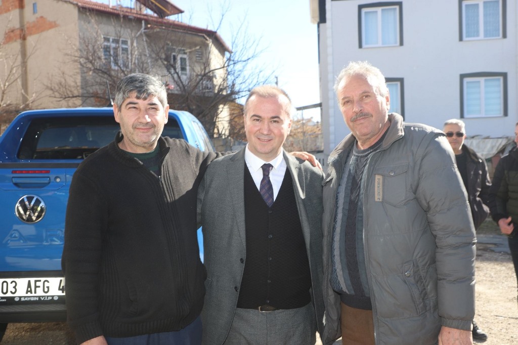 ROMANLARDAN ULUÇAY'A DAVULLU, ZURNALI KARŞILAMA