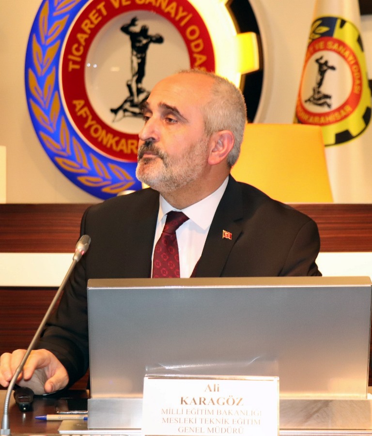 MESLEKİ EĞİTİM SEKTÖR TOPLANTISI DÜZENLENDİ