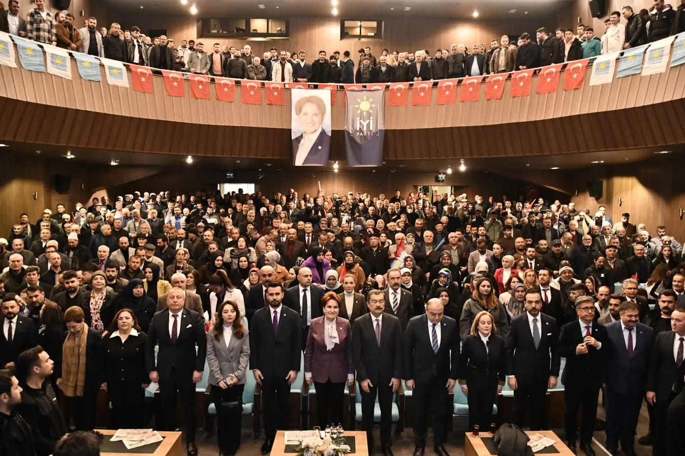 OLGUN ADAY TANITIM TOPLANTISINA AKŞENER İLE KATILDI