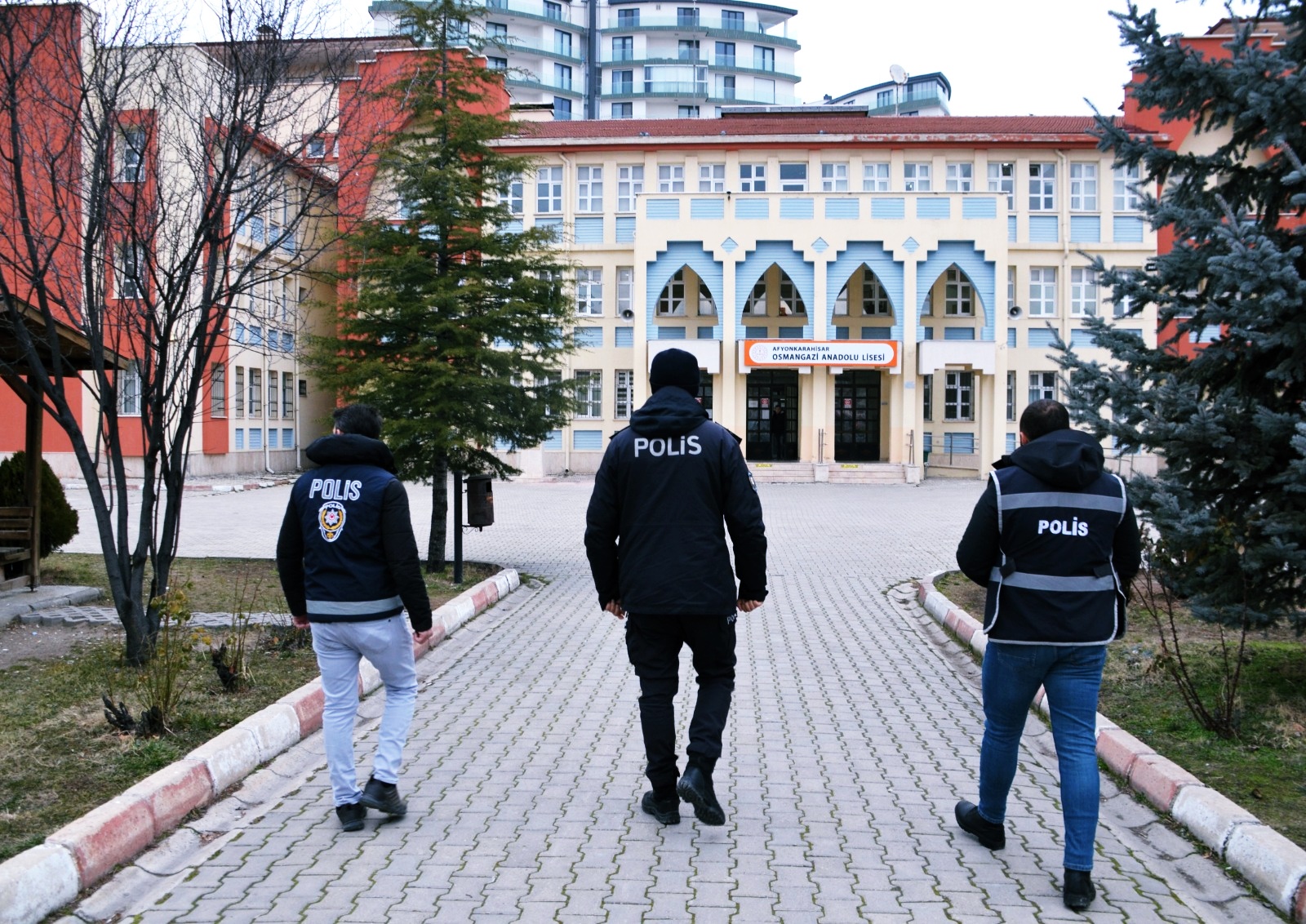 Afyon Polisi Çocuk ve Gençleri Önemsiyor