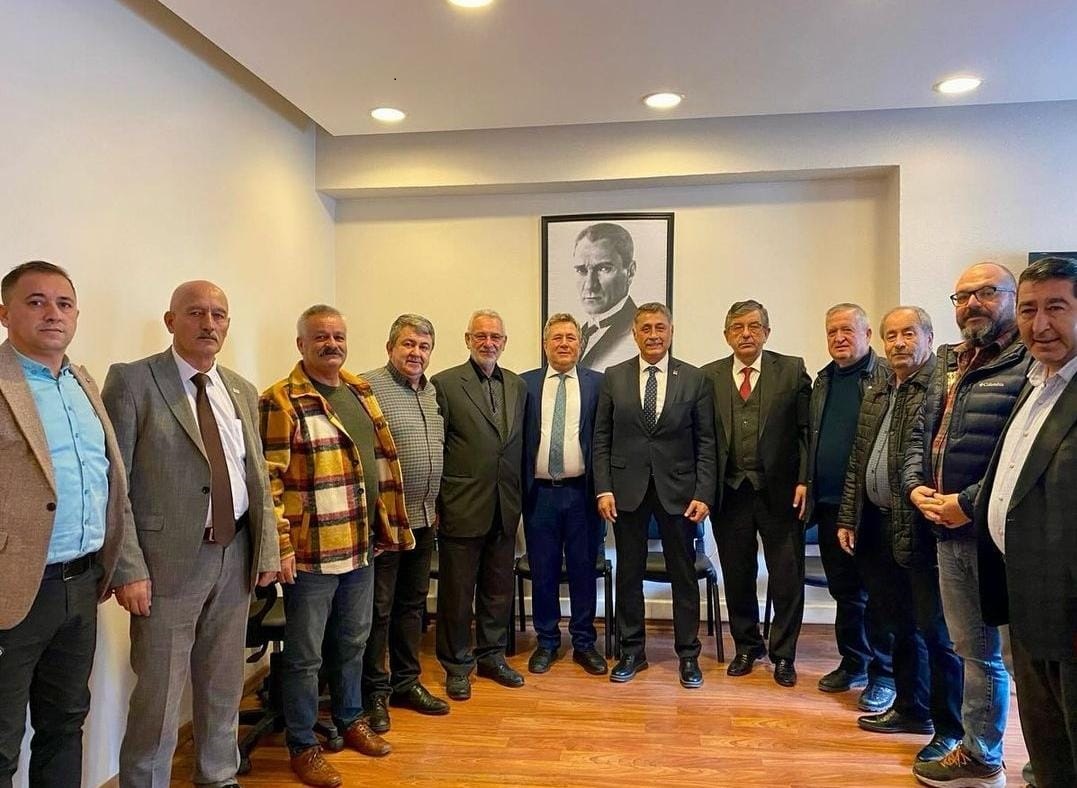 CHP'nin Etkili İsmi  Görgöz Başkan Akar'ı Ziyaret Etti