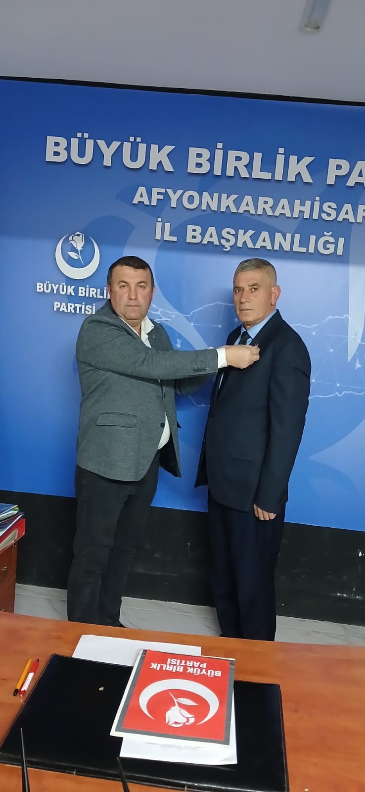 “Efsane belediye başkanı partimize katıldı ve başkan adayımız oldu”