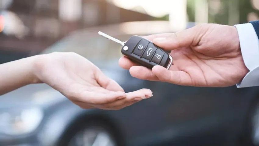 Otomobilde 'düşük kilometre - sahte ekspertiz' oyunu!