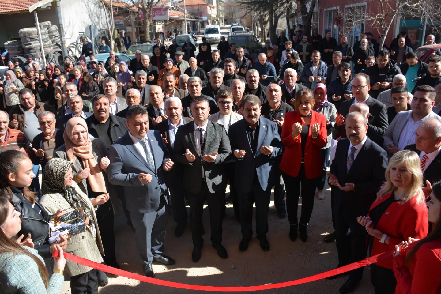 MHP Başmakçı'da Seçim Ofisini Açtı