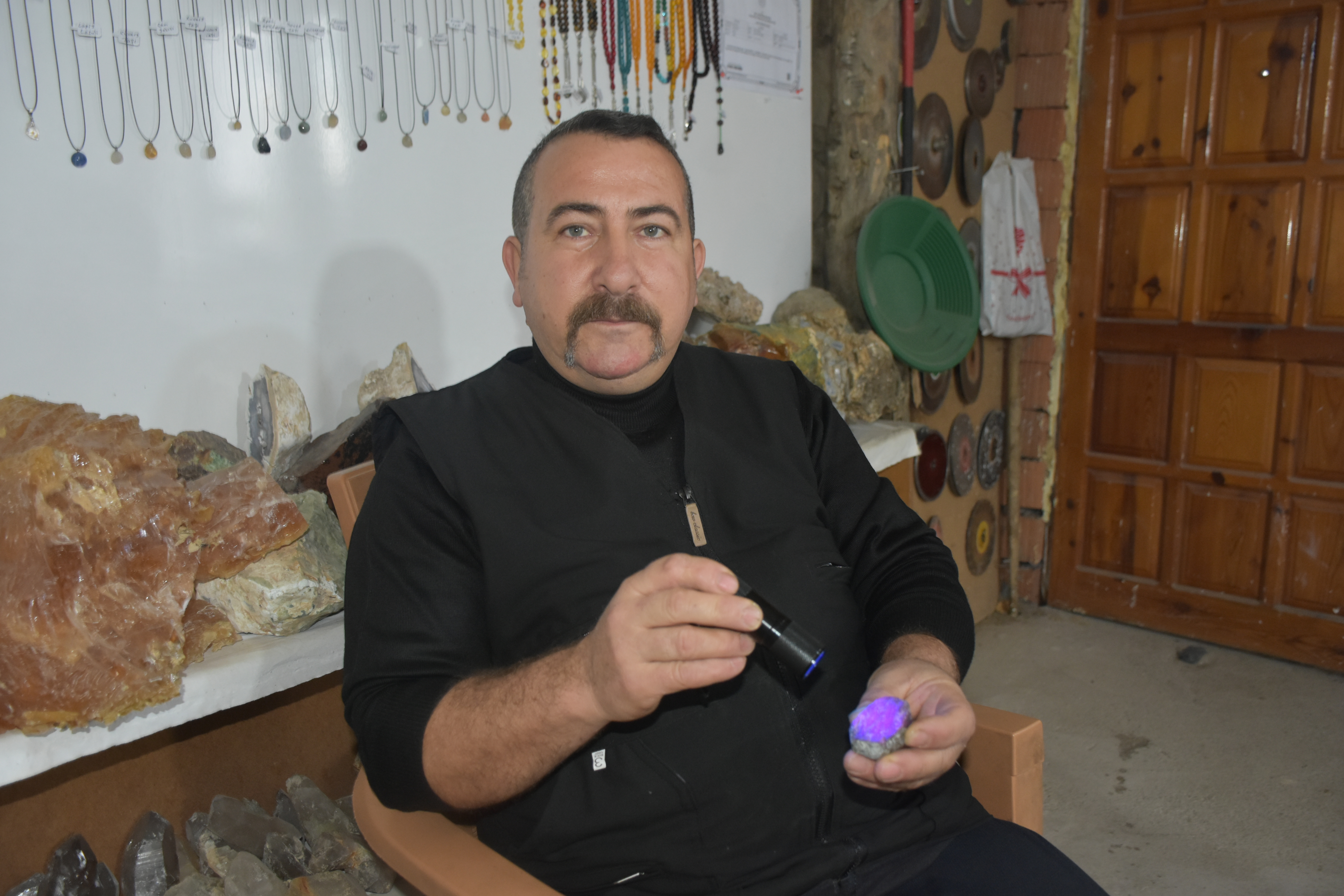 Köyünde Atölye Kurdu