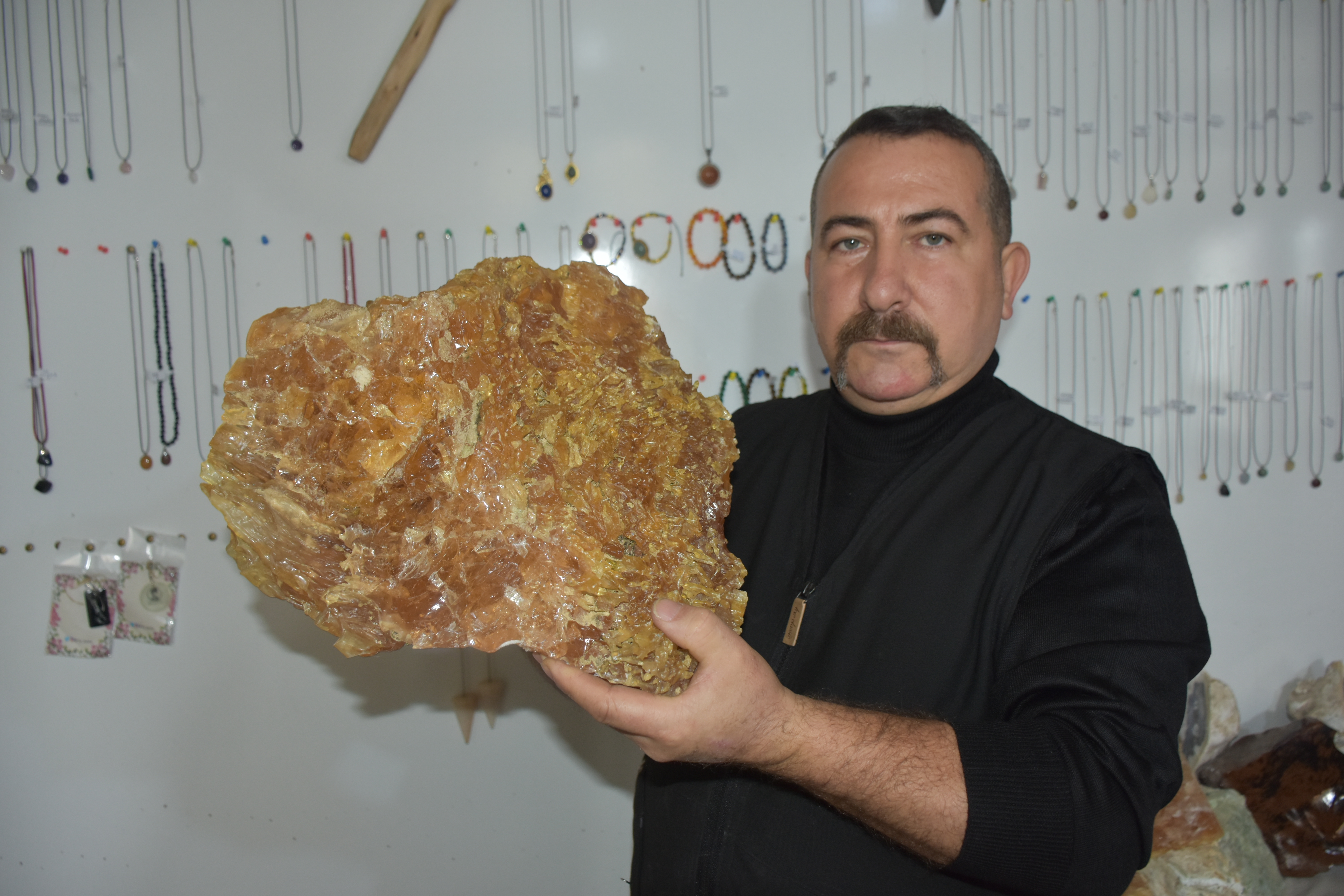 Köyünde Atölye Kurdu