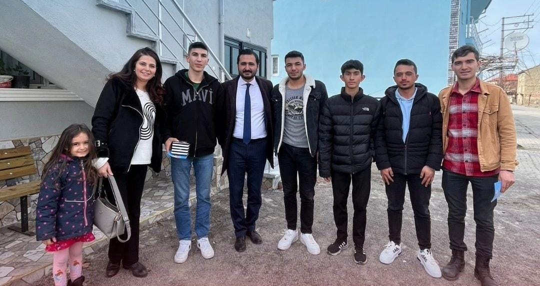 CHP'li Ölmez'den Gençlere Ziyaret