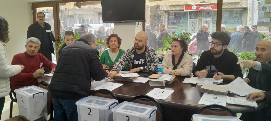 CHP AFYONKARAHİSAR İL BAŞKANLIĞINDA SEÇİM HEYECANI YAŞANIYOR