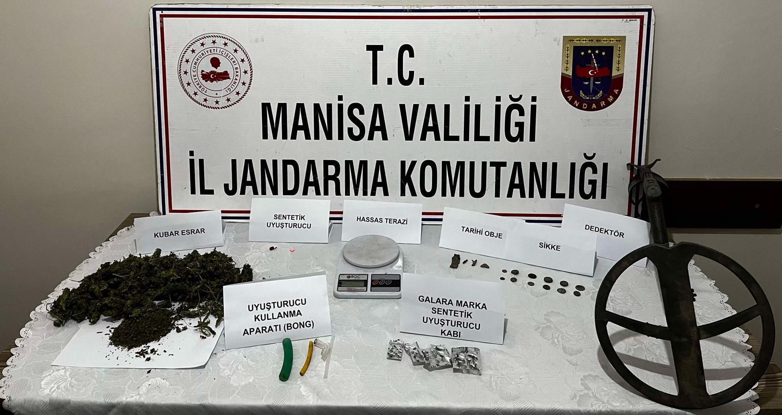 ŞÜPHELİ TAVIRLARI ELE VERDİ