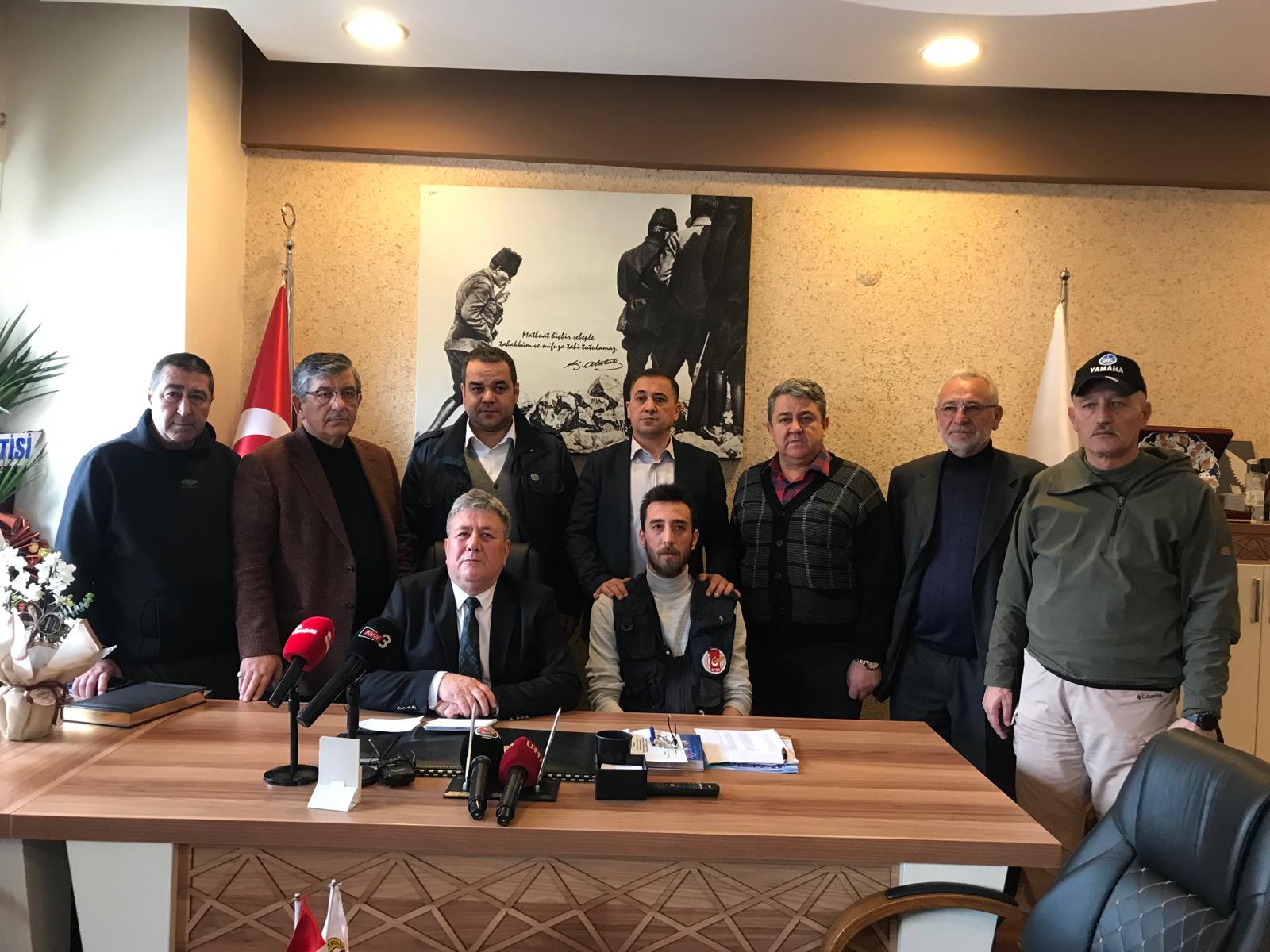 BAŞKAN AKAR, BASIN ÇALIŞANLARINA YAPILAN SALDIRIYI KINADI