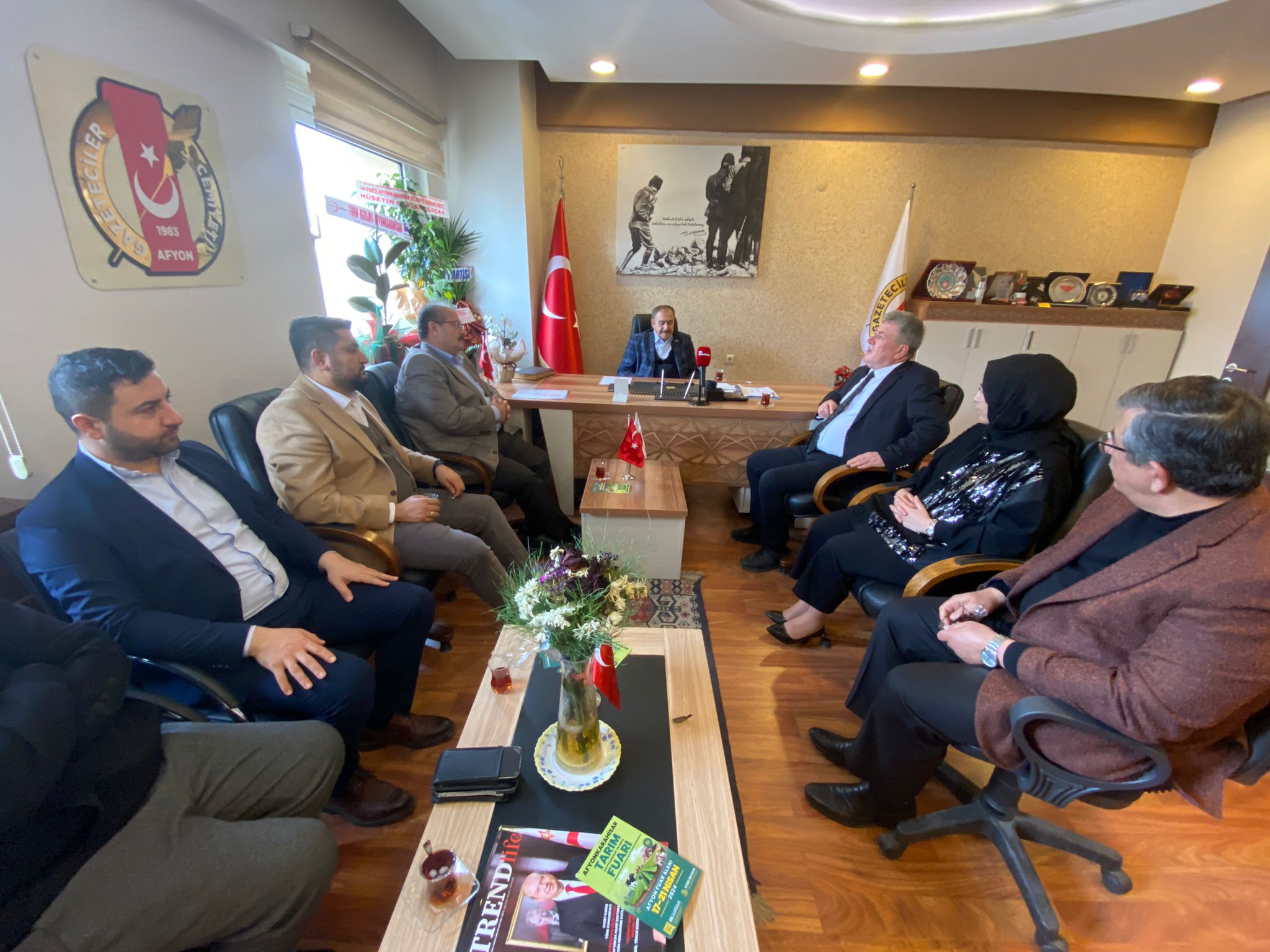 BAŞKAN AKAR, BASIN ÇALIŞANLARINA YAPILAN SALDIRIYI KINADI