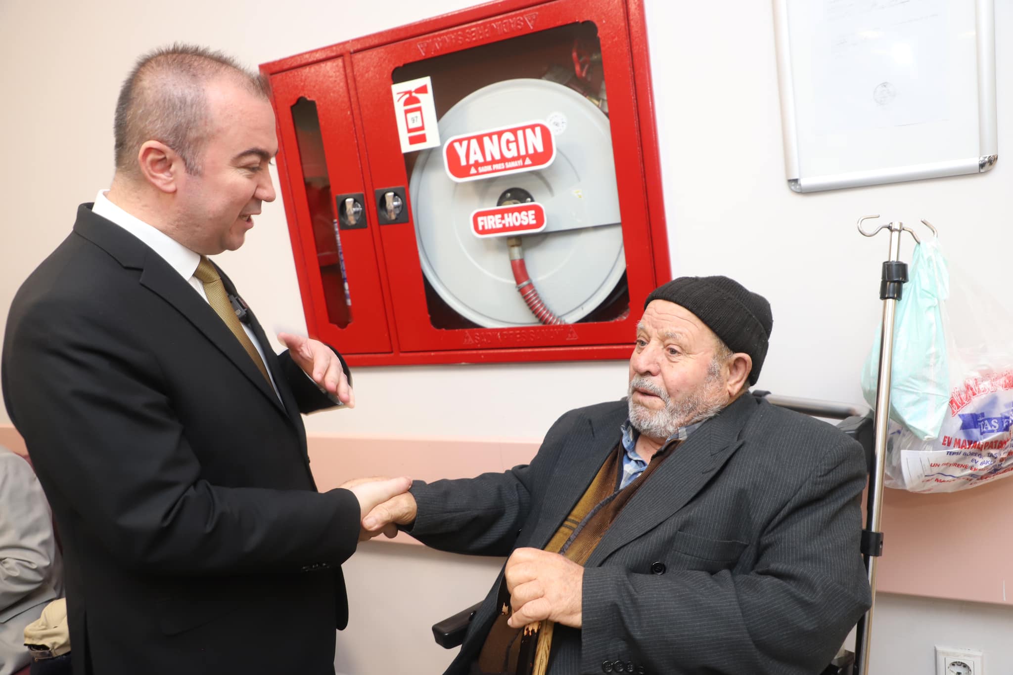 AK Partili Uluçay'dan Vefalı Ziyaretler Sürüyor