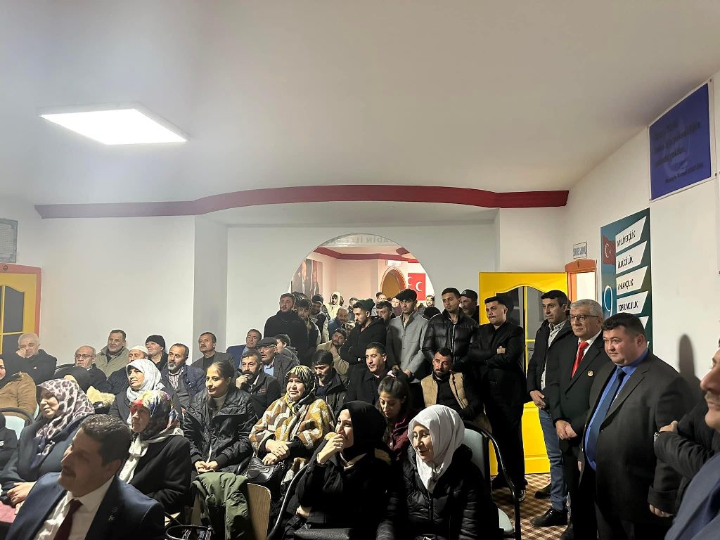 BOLVADİN'DE 178 KİŞİ MHP'YE KATILDI