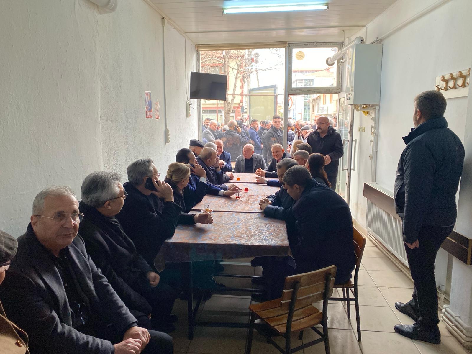 OLGUN'UN BABASININ CENAZE  TÖRENİNE YOĞUN KATILIM