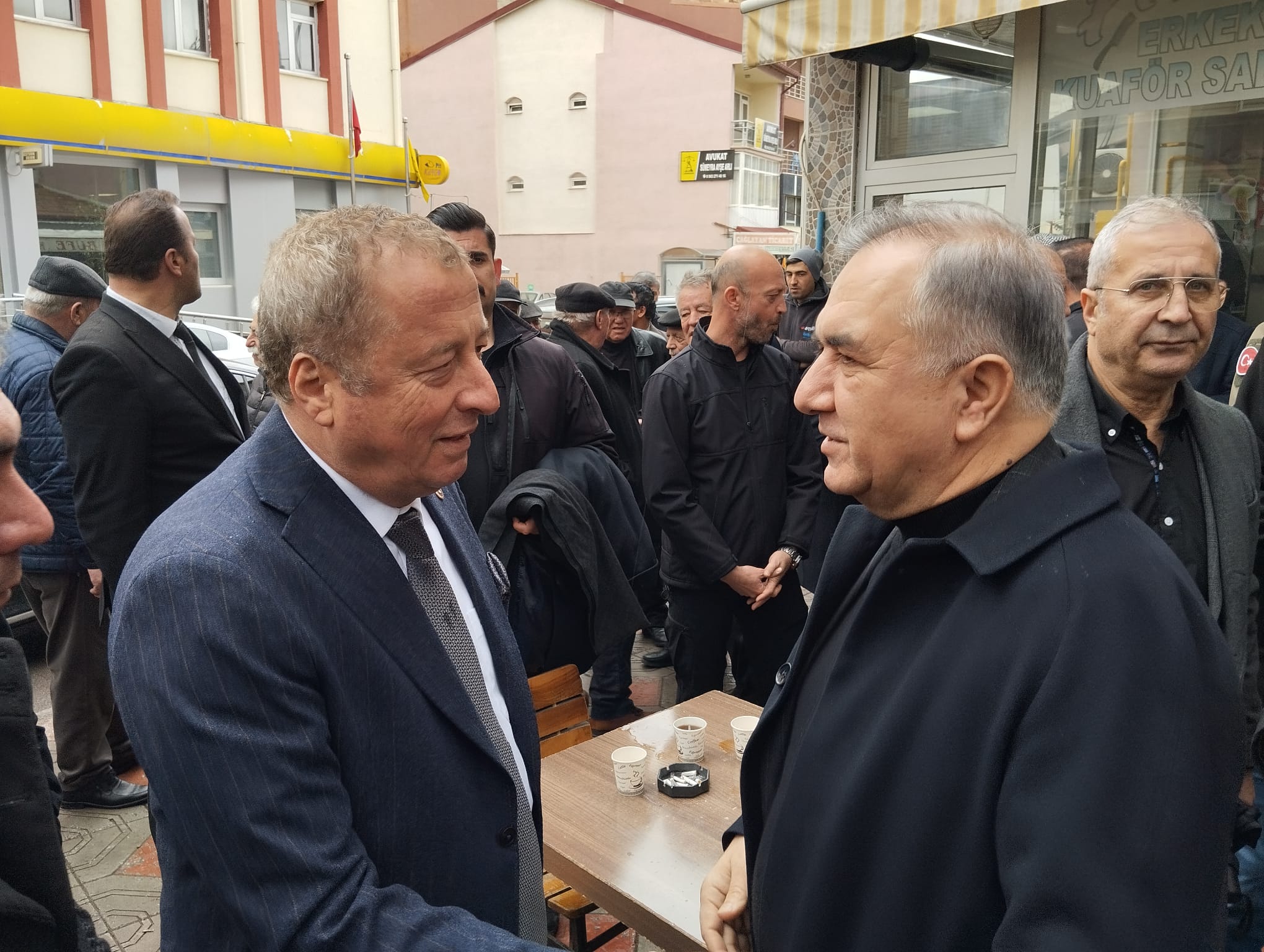 İYİ PARTİ AFYON MİLLETVEKİLİ OLGUN'UN  BABASININ  CENAZESİNE KATILIM  YOĞUN OLDU